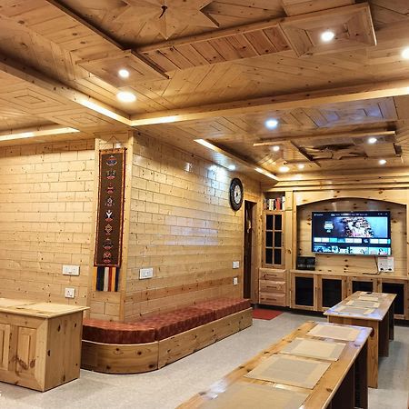 Wanderers Homestay -All Mountain Facing Rooms كالبا المظهر الخارجي الصورة
