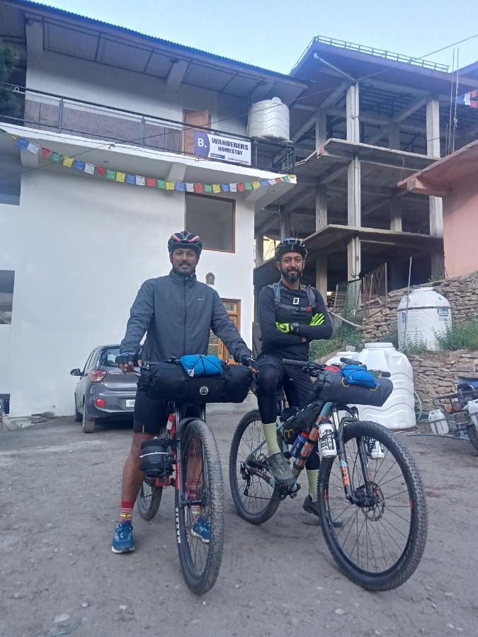 Wanderers Homestay -All Mountain Facing Rooms كالبا المظهر الخارجي الصورة