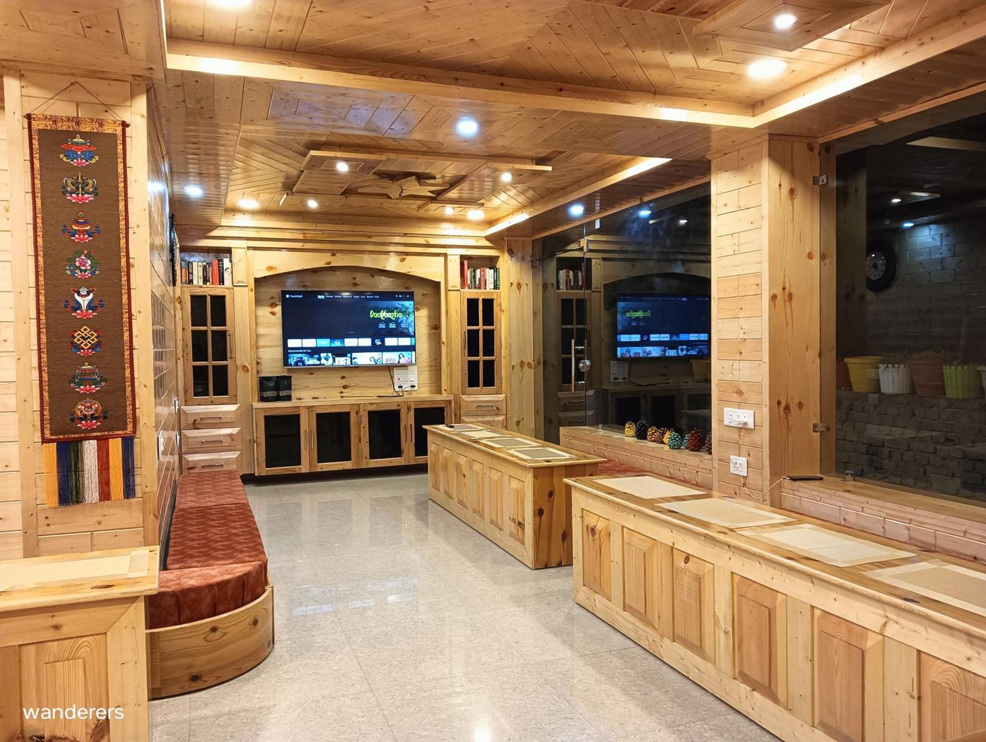 Wanderers Homestay -All Mountain Facing Rooms كالبا المظهر الخارجي الصورة